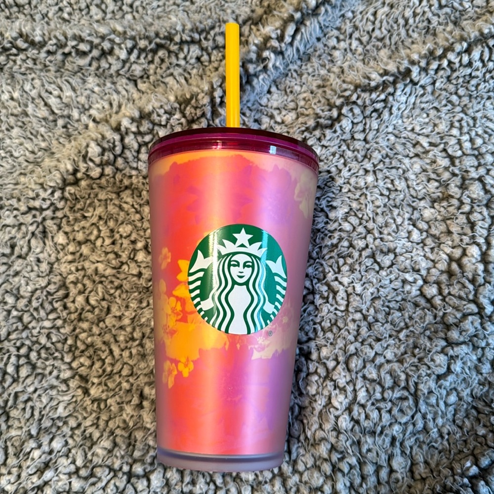 New Grande Starbucks Tumbler